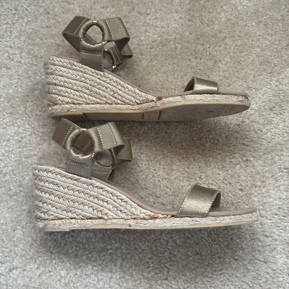Lauren Ralph Lauren Wedge Sandal Gold Size 6 - Picture 6 of 8
